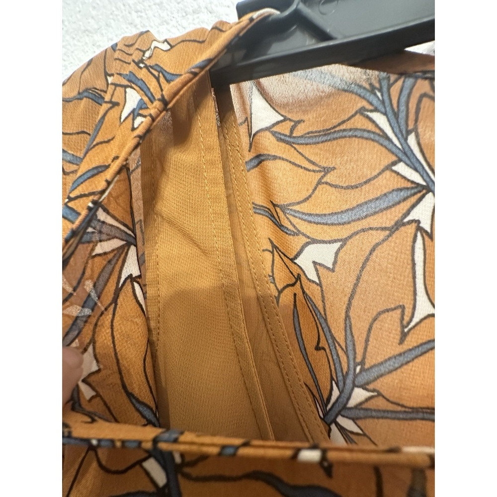 NORDSTROM Pleione Blouse Size XS Top Bubble Hem Caramel Iris Print SHIRT CAREER - Picture 4 of 9